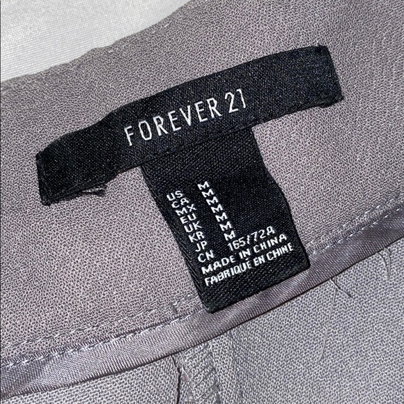 Gray contemporary shorts - Picture 2 of 2